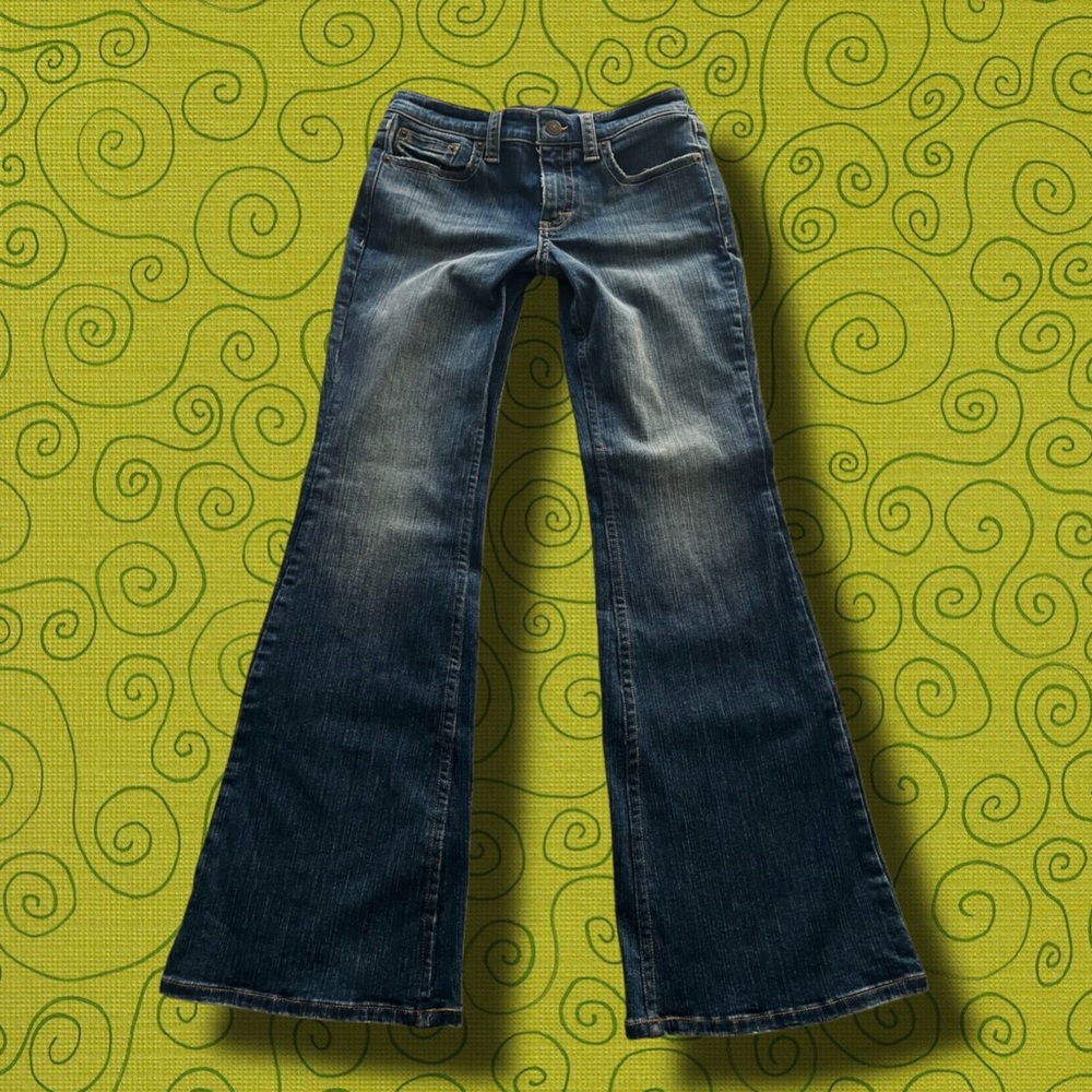 lucky brand dark blue flare jeans (faded wash + embroidered design)!